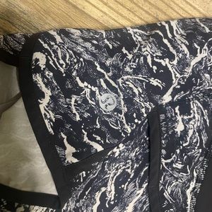 Lululemon shorts size 8